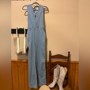BB Dakota Light Blue V-Neck Sleeveless Jumpsuit